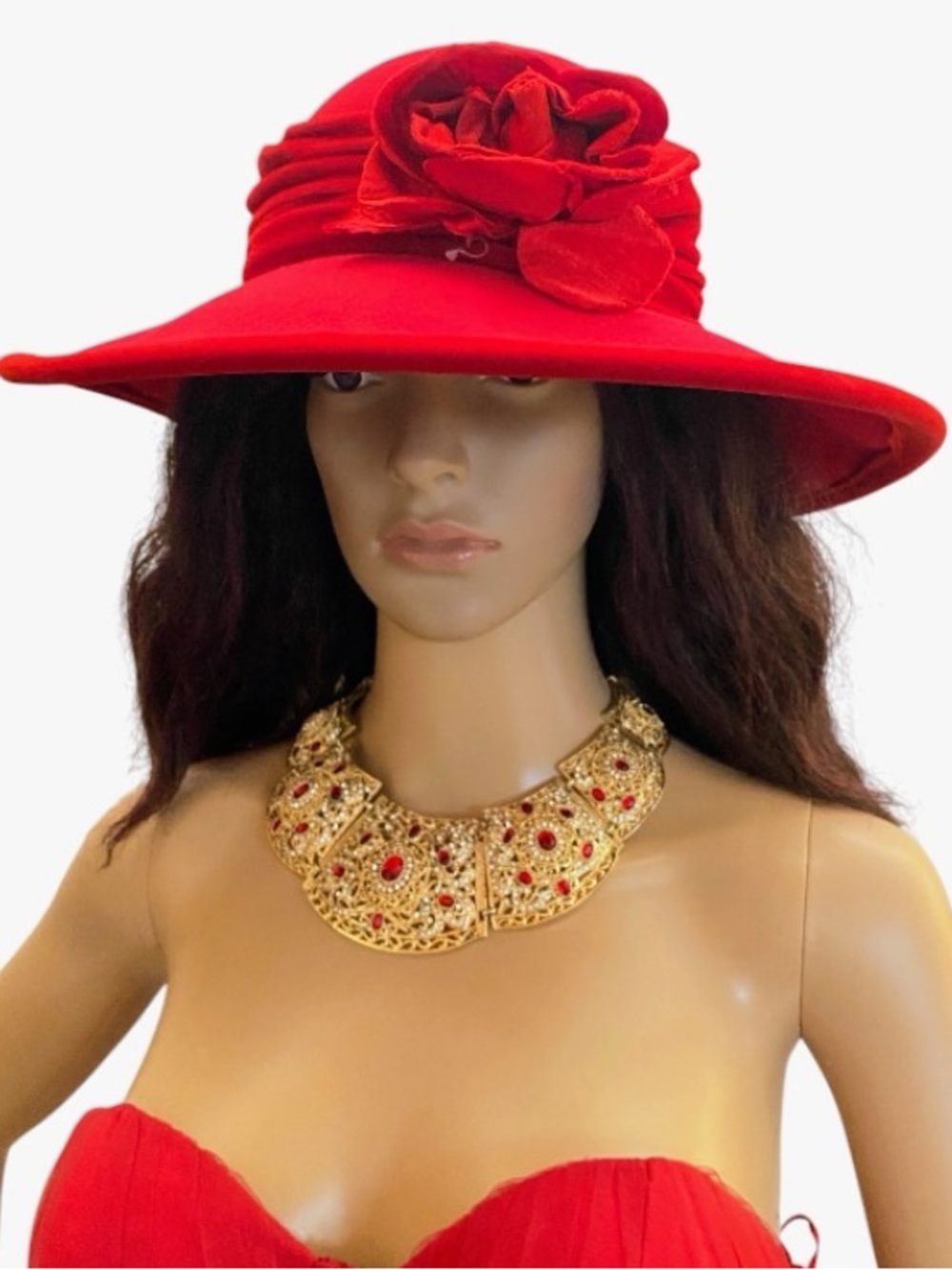 Scala vintage handmade red wool adorned with a flower derby hat